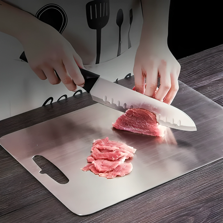 Odour-Free Titanium Cutting Board